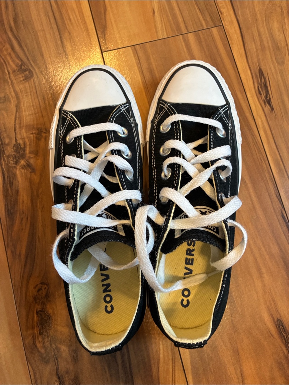 Converse - Picture 5 of 7